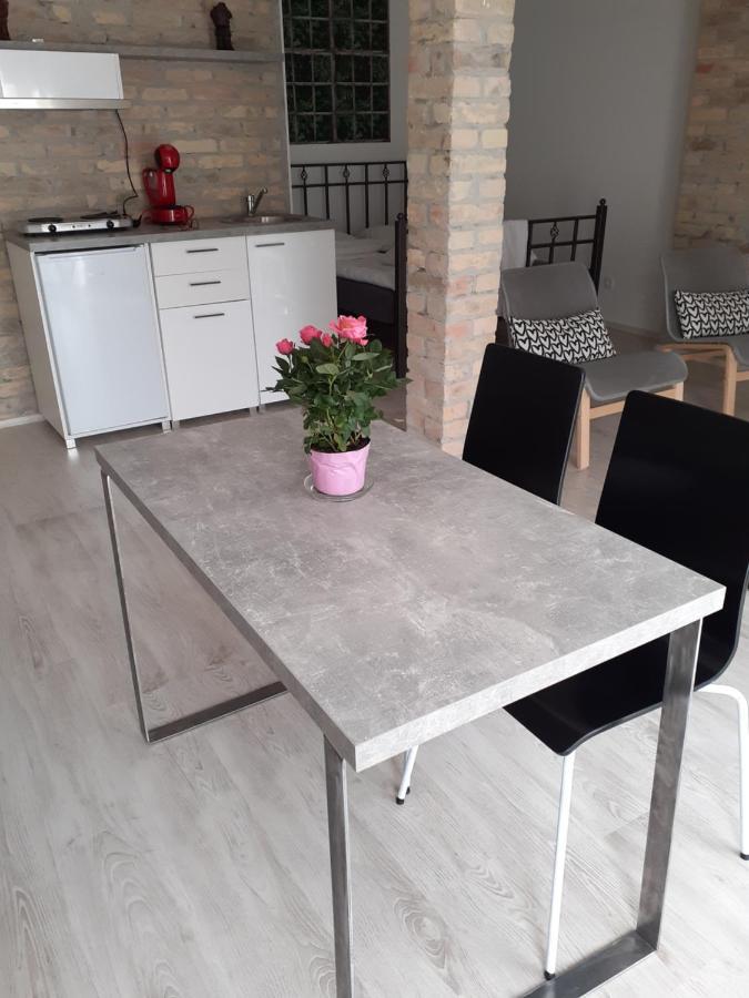 Flora Novi Sad Apartment Екстериор снимка
